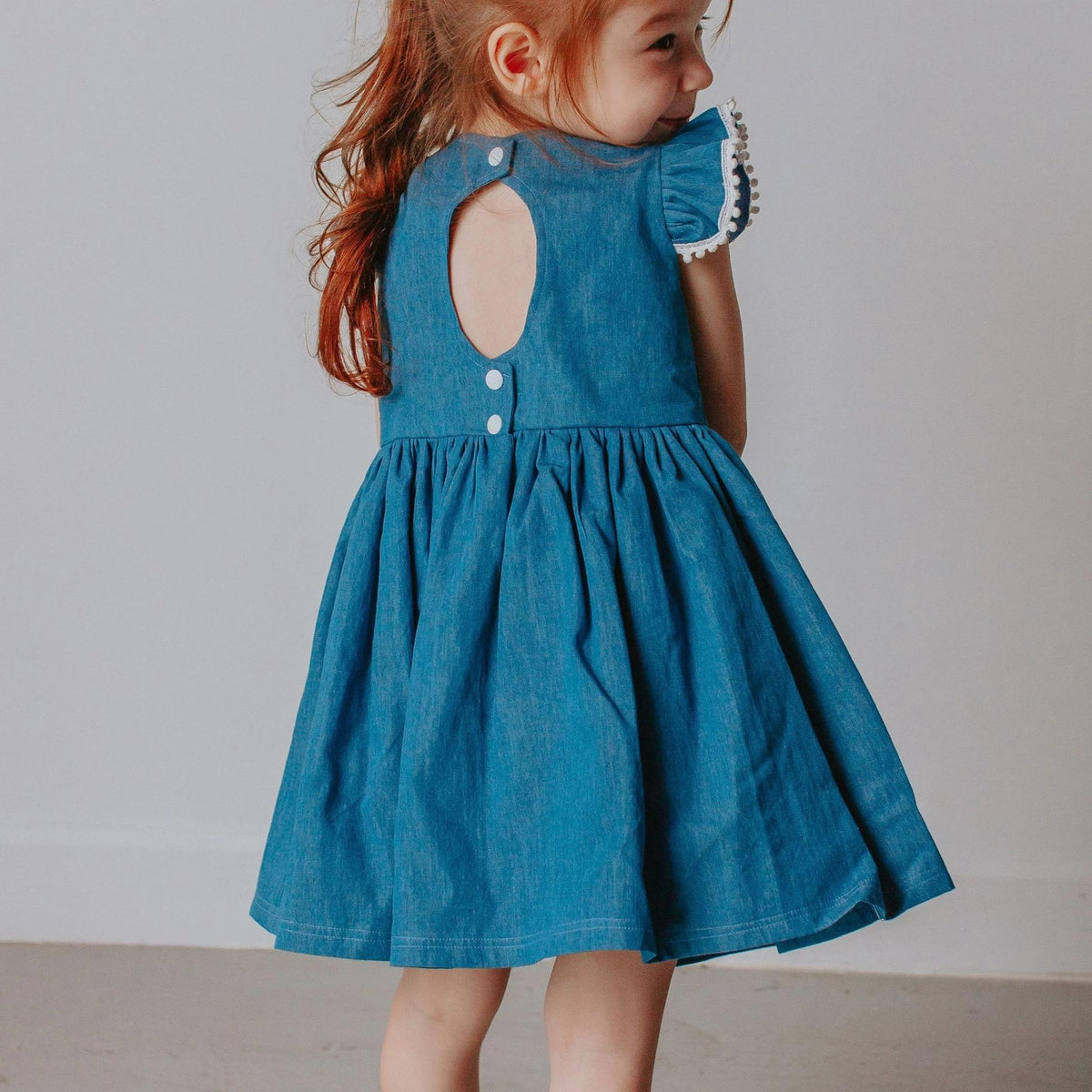 Girls chambray dress discount