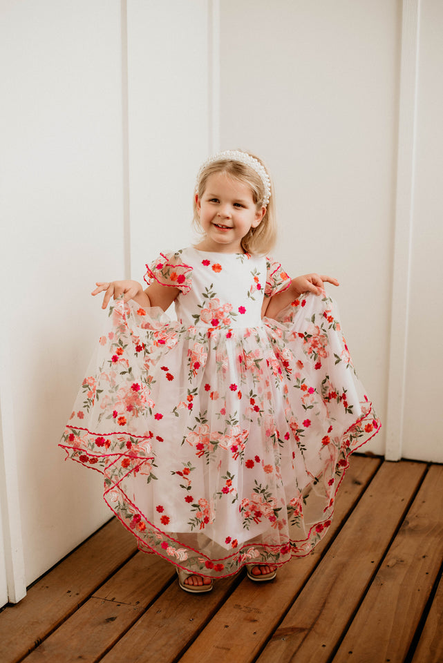 cuteheads Little Girl's Scalloped Lace Flower Girl Dress