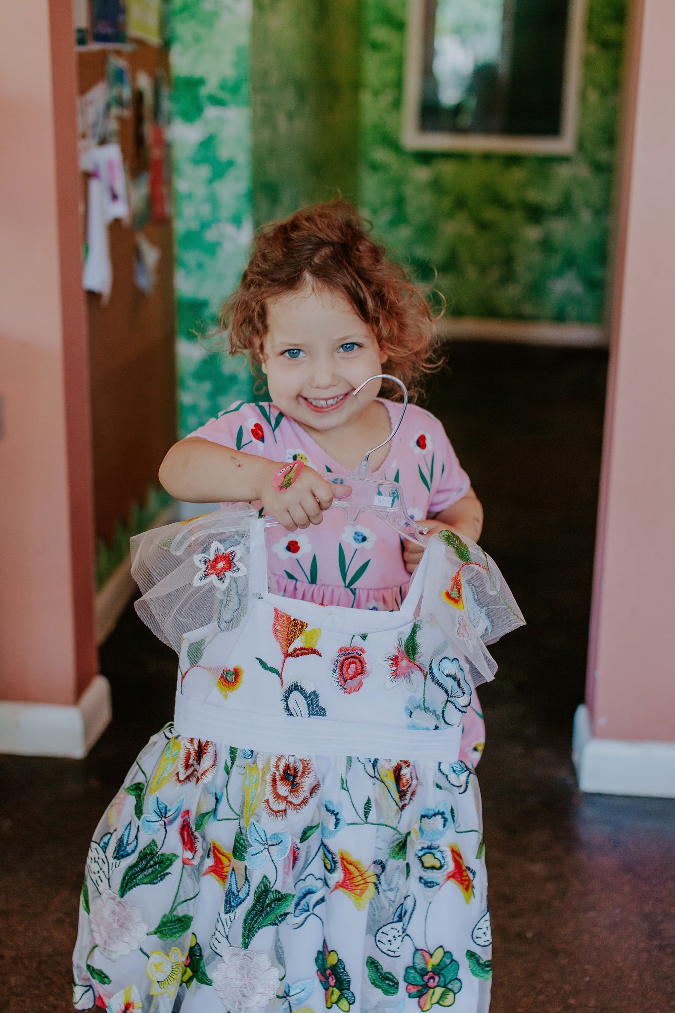 cuteheads Little Girl's Scalloped Lace Flower Girl Dress