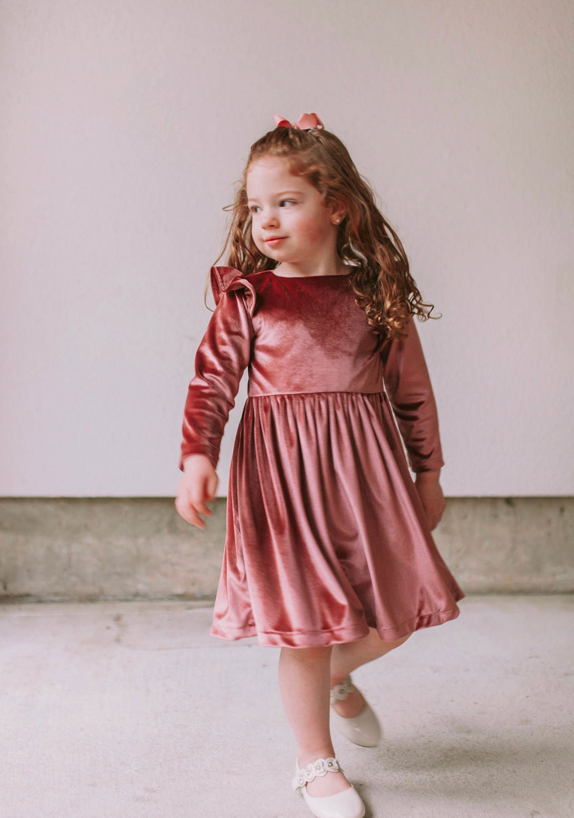 cuteheads Little Girl's Flutter Sleeve Velvet Dress