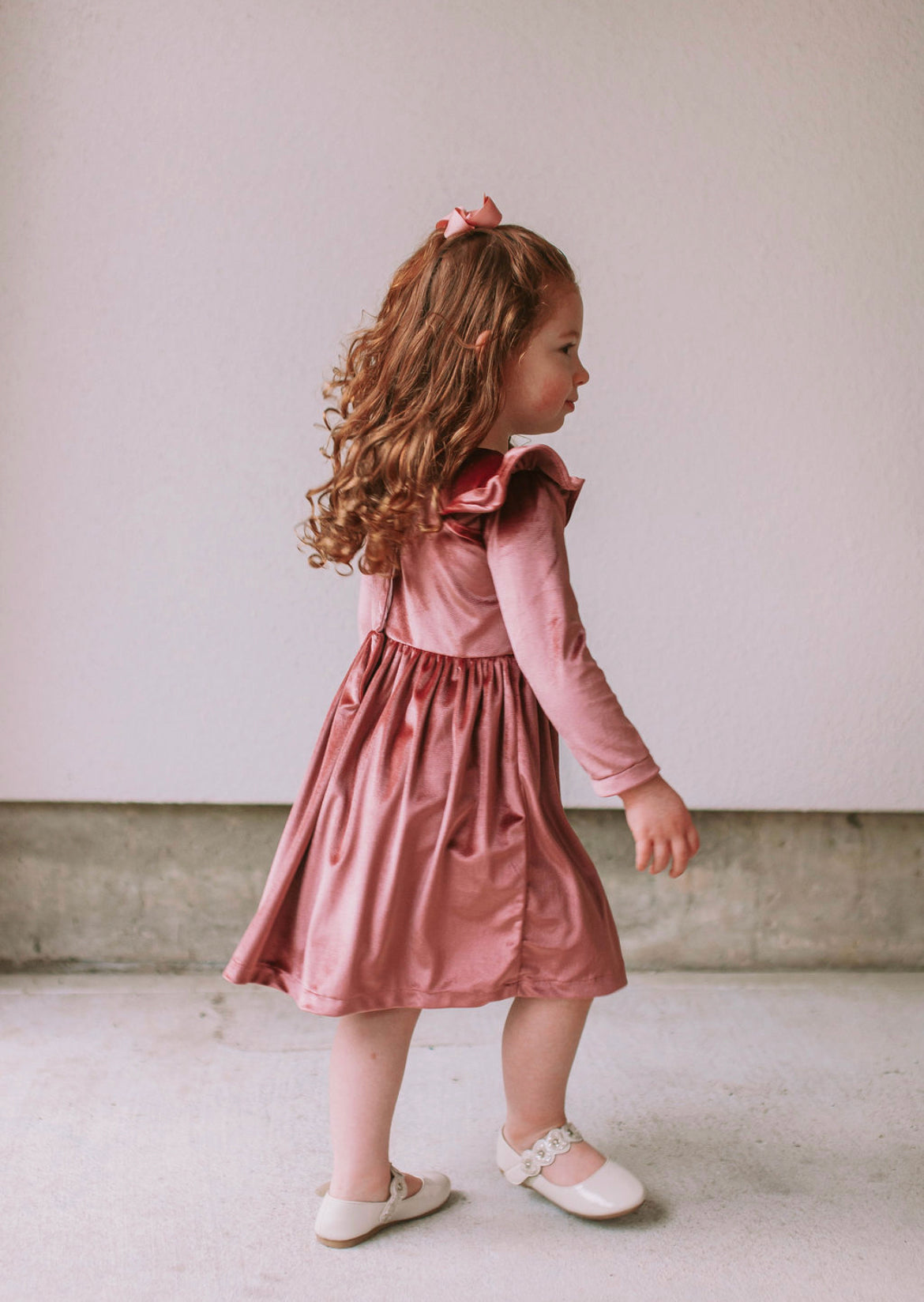 cuteheads Little Girl's Flutter Sleeve Velvet Dress