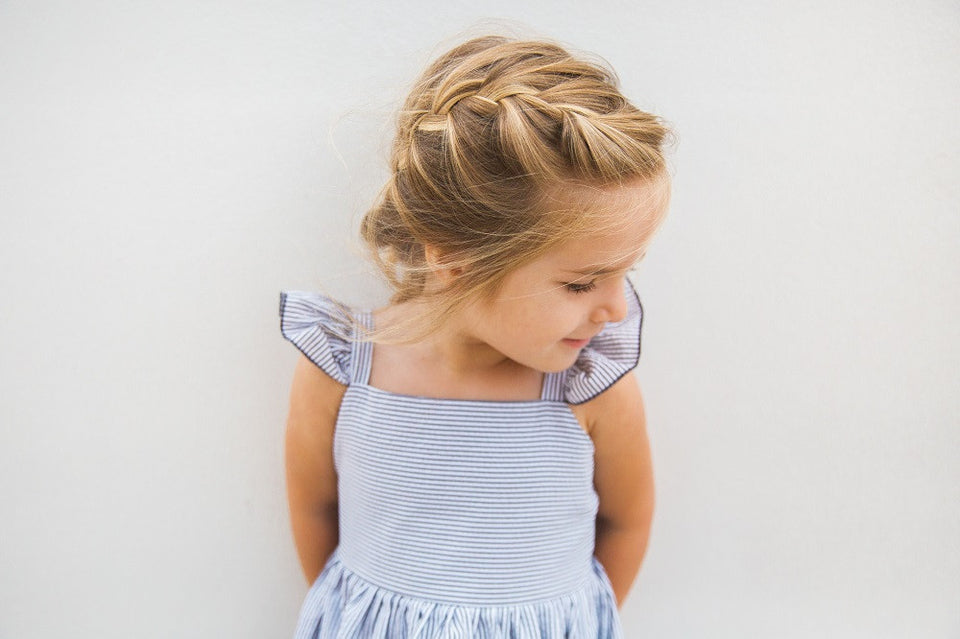 Girl’s Gray Flutter Sleeve Seersucker Dress