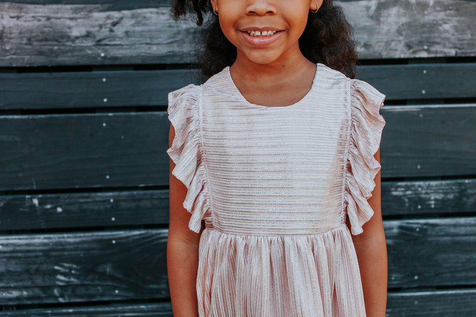 Little girl sparkly dresses best sale