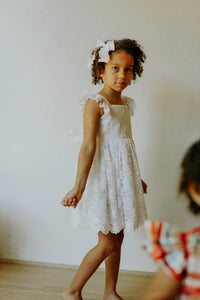 little girls white lace scalloped edge flower girl dress