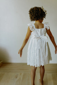 Little Girls Lace Scalloped Edge Special Occasion Dress